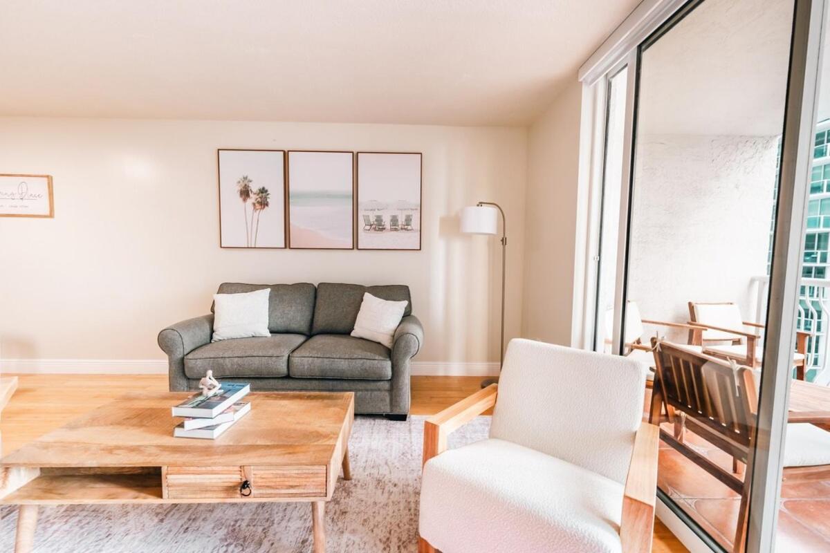 Relax And Stunning View 20th Floor Views Apartment *